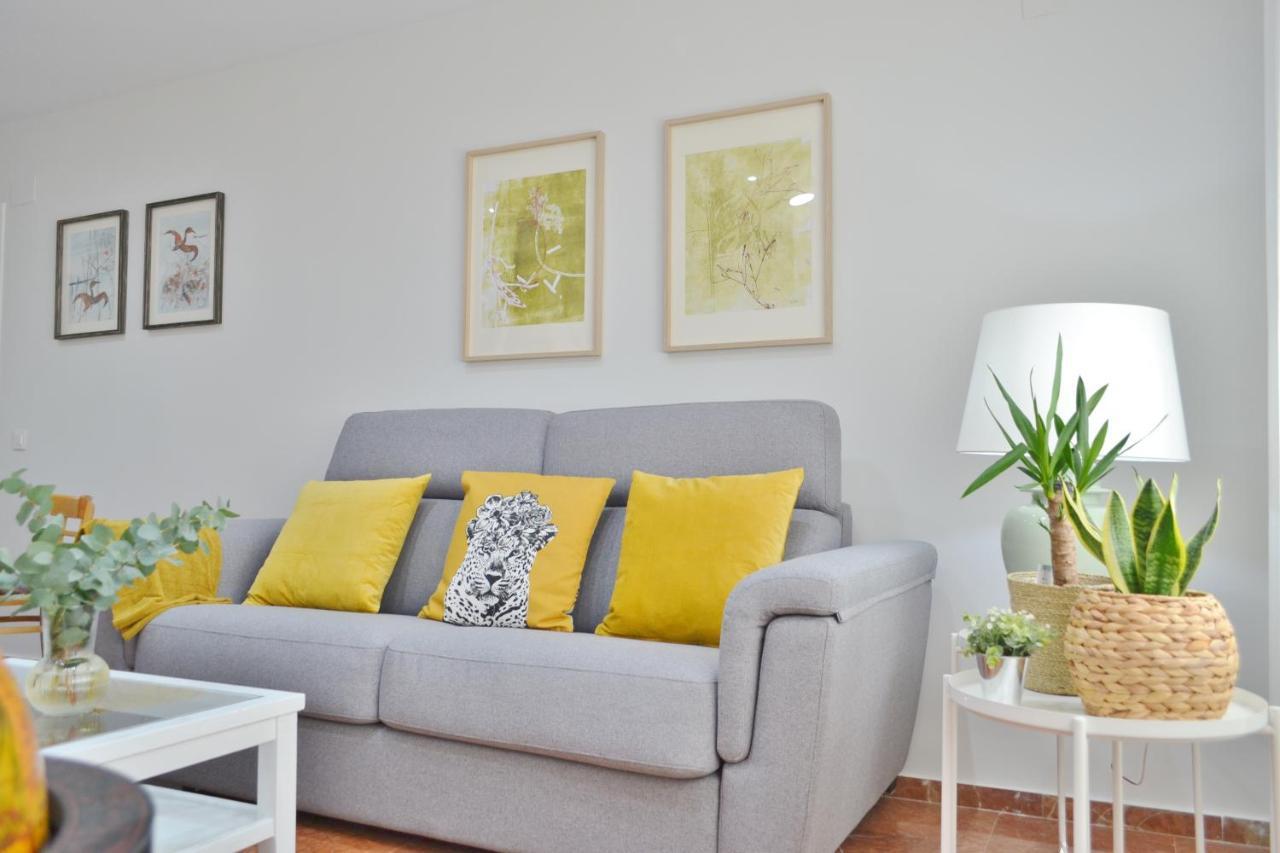 Sunshine Tejares Garden Apartment Cordoba Exterior photo