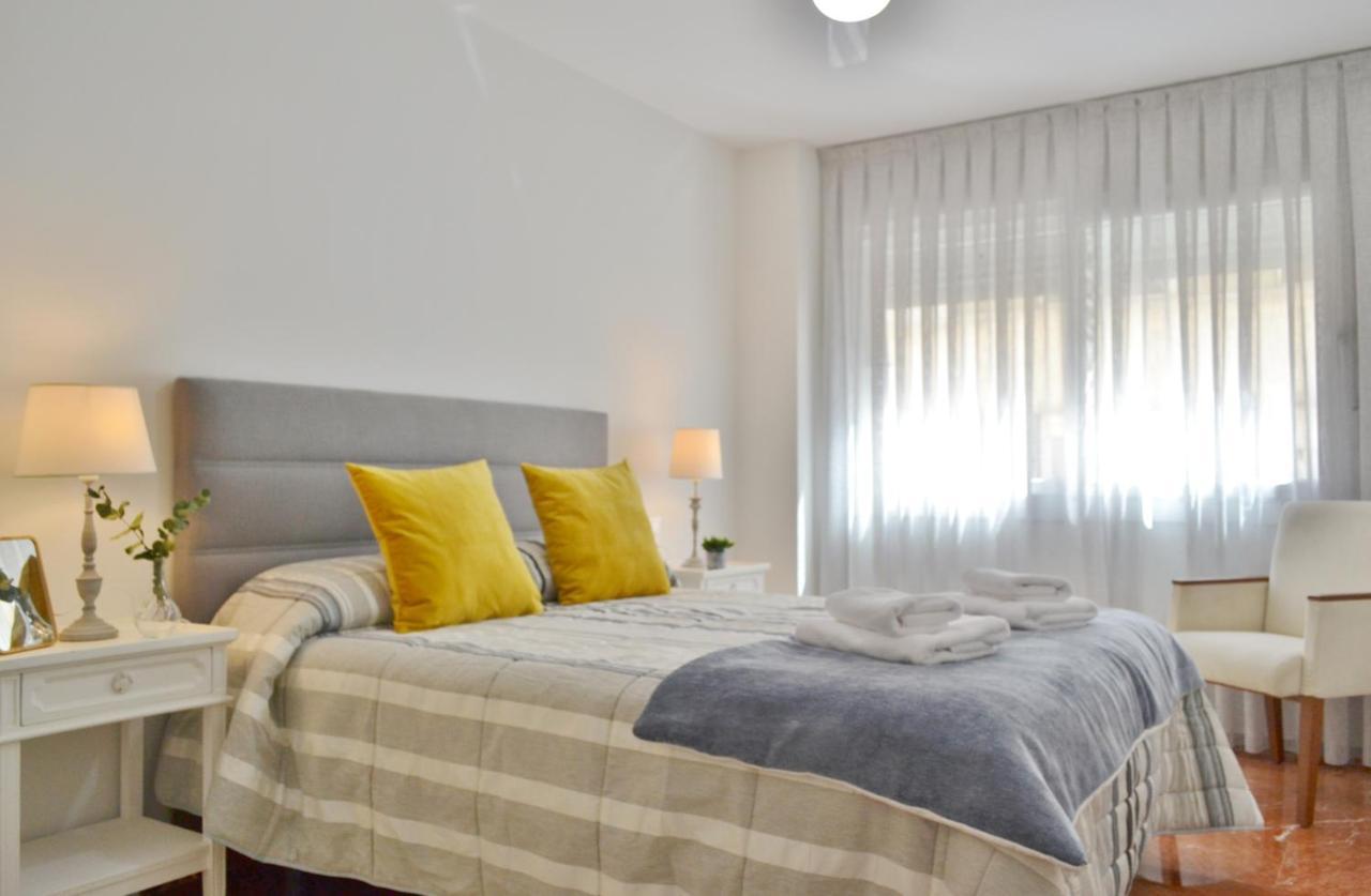 Sunshine Tejares Garden Apartment Cordoba Exterior photo